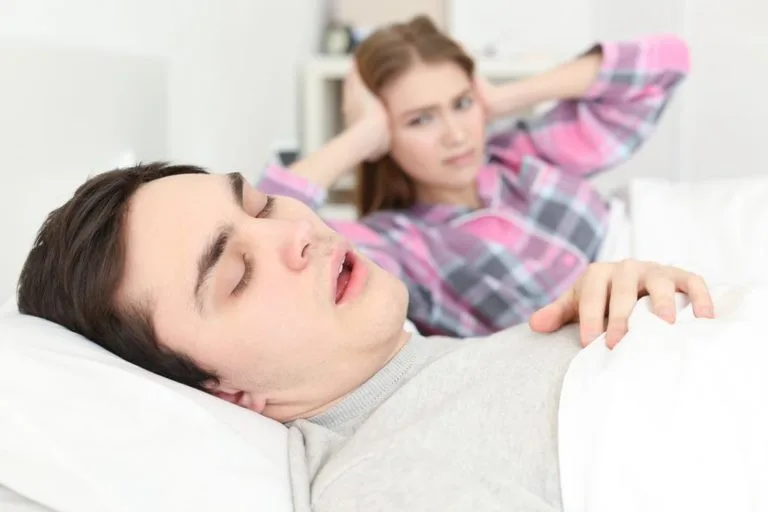 Apneia do Sono: Sintomas e Tratamentos