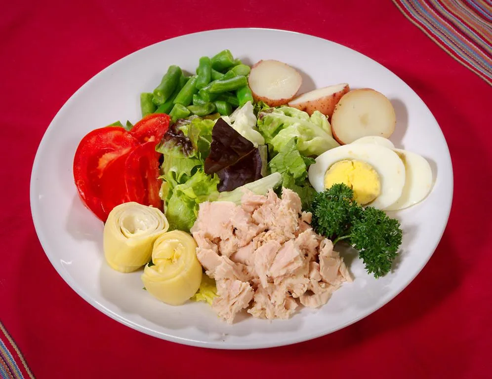 faça um prato balanceado com verduras, legumes, vegetais e proteína