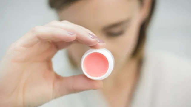 protetor labial e hidratante labial