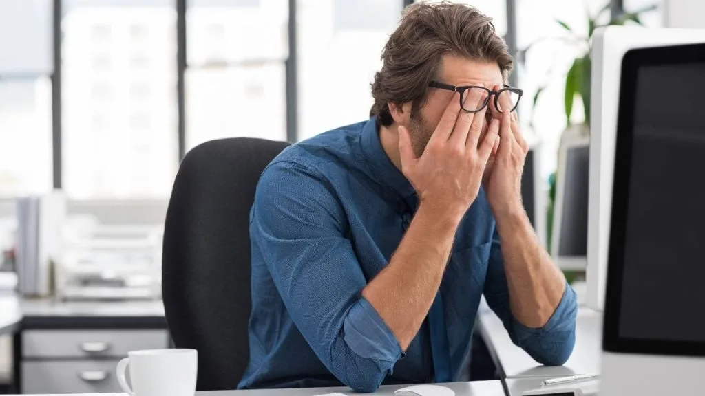 Irritabilidade é um sintoma mental muito comum em pessoas que atuam em ambientes estressantes.