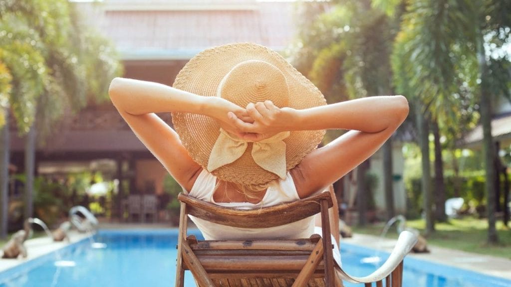 Além do bronzeado perfeito, o sol contribui para a saúde do nosso organismo.