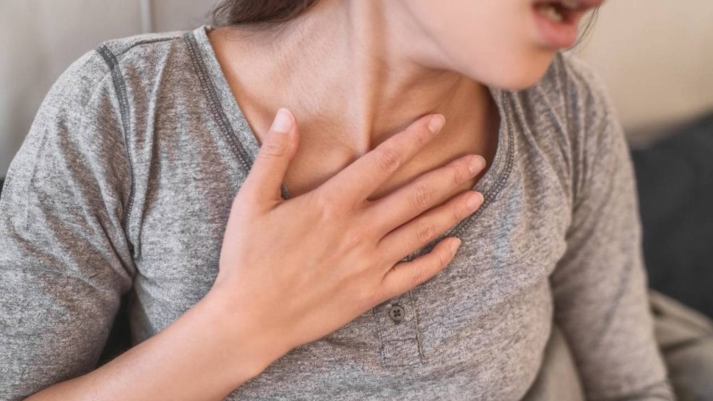 A dispneia crônica normalmente é causada por asma e bronquite.