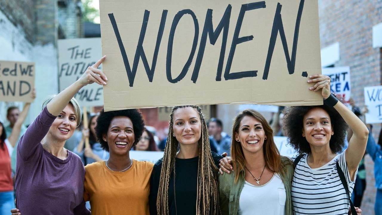 Conheça a origem do dia da mulher e como surgiu.
