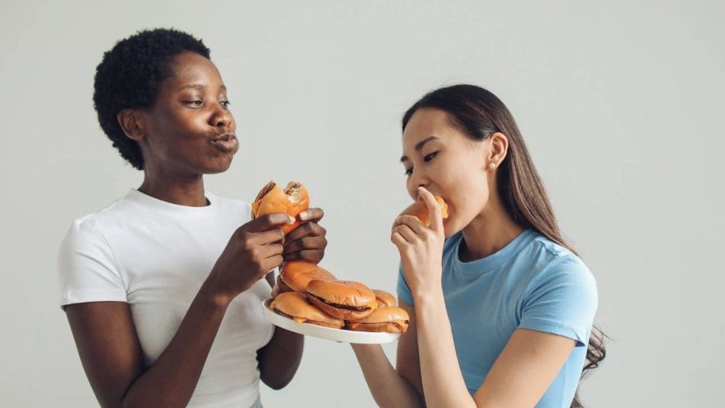 Quando a glicose está alta no sangue a fome tende a aumentar.