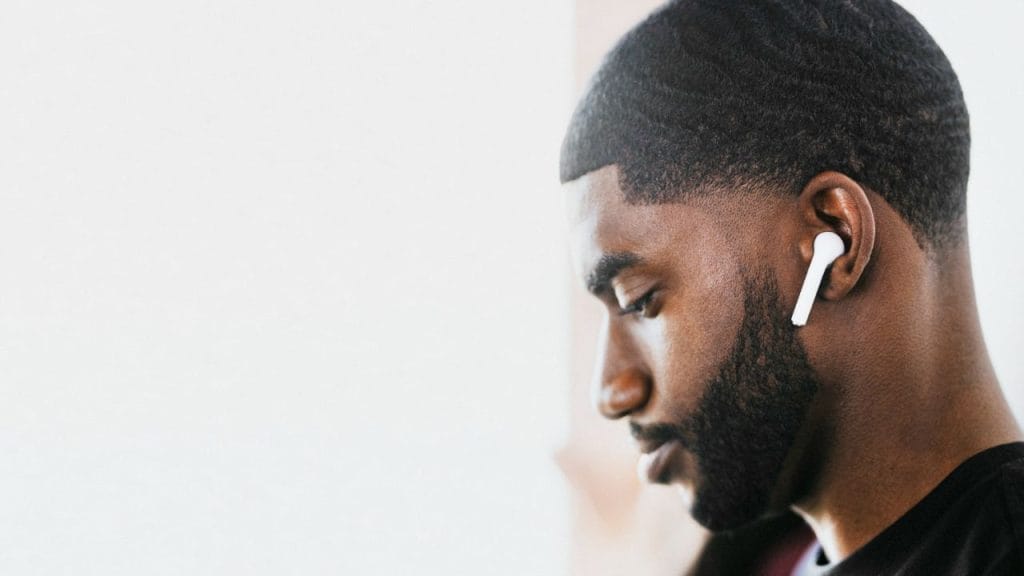 A técnica pode atuar como um estímulo indutor de bem-estar e de emoções positivas.