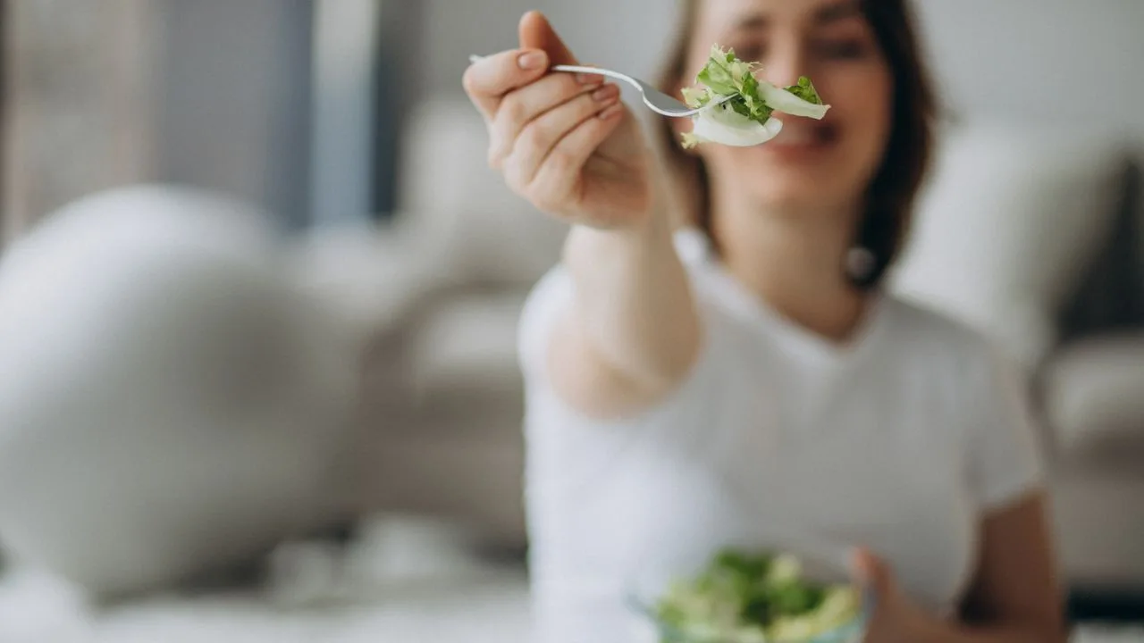 Conheça os melhores alimentos para emagrecer e como incluir eles na sua dieta.