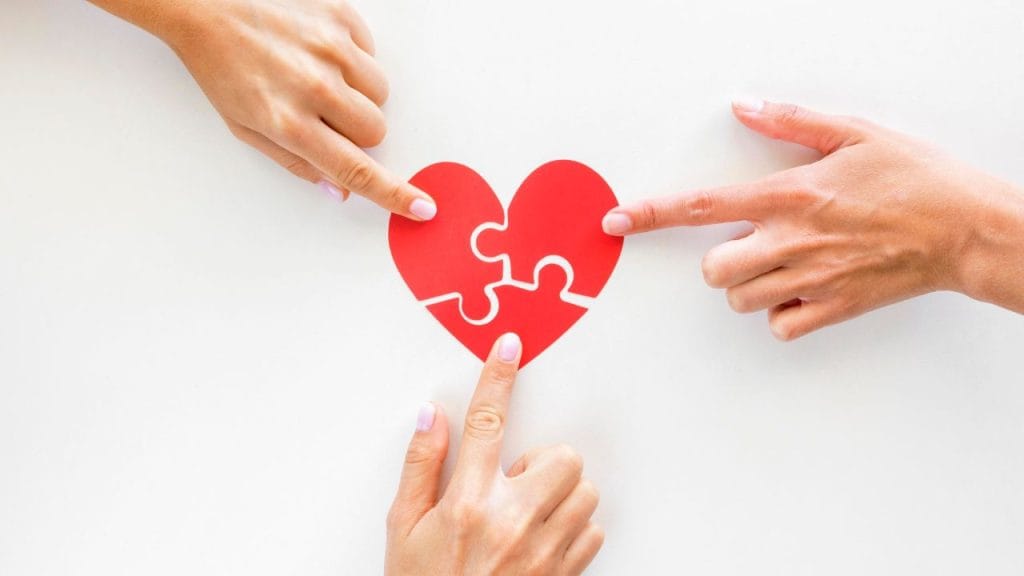 A prevenção do câncer é feito com o acompanhamento médico e com a adoção de hábitos saudáveis.