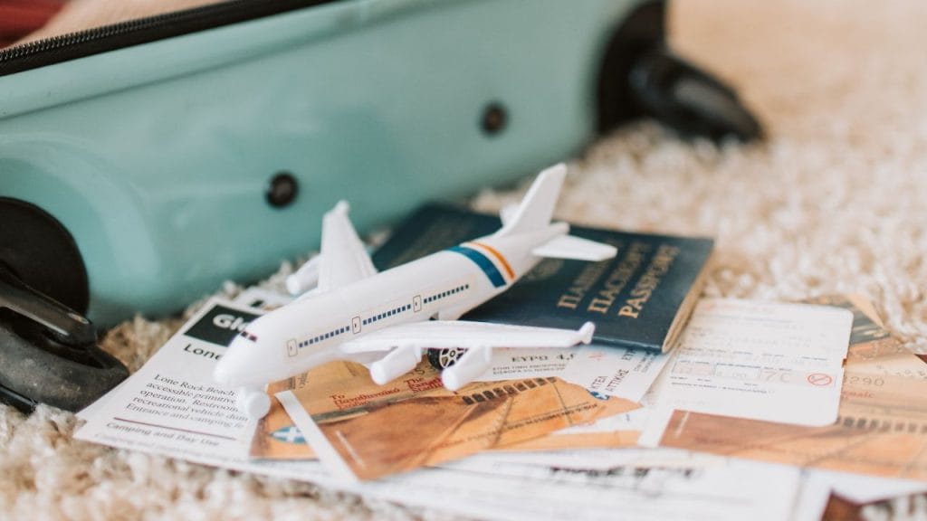 Não esqueça de levar consigo documentos e outros objetos pessoais.