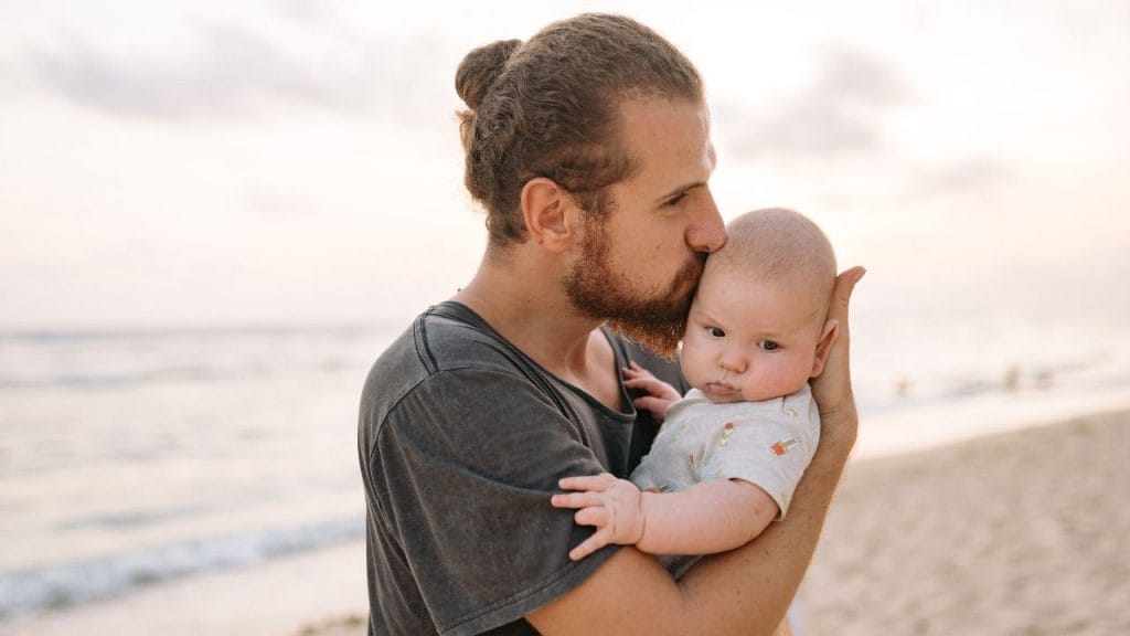 Os banhos de sol são indispensáveis para os bebês com menos de 6 meses, desde que seja com cautela.