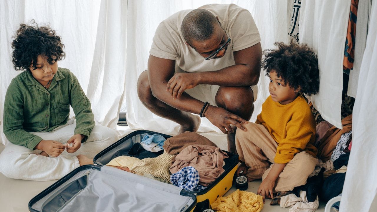 Veja como fazer viagem com crianças e quais cuidados tomar.